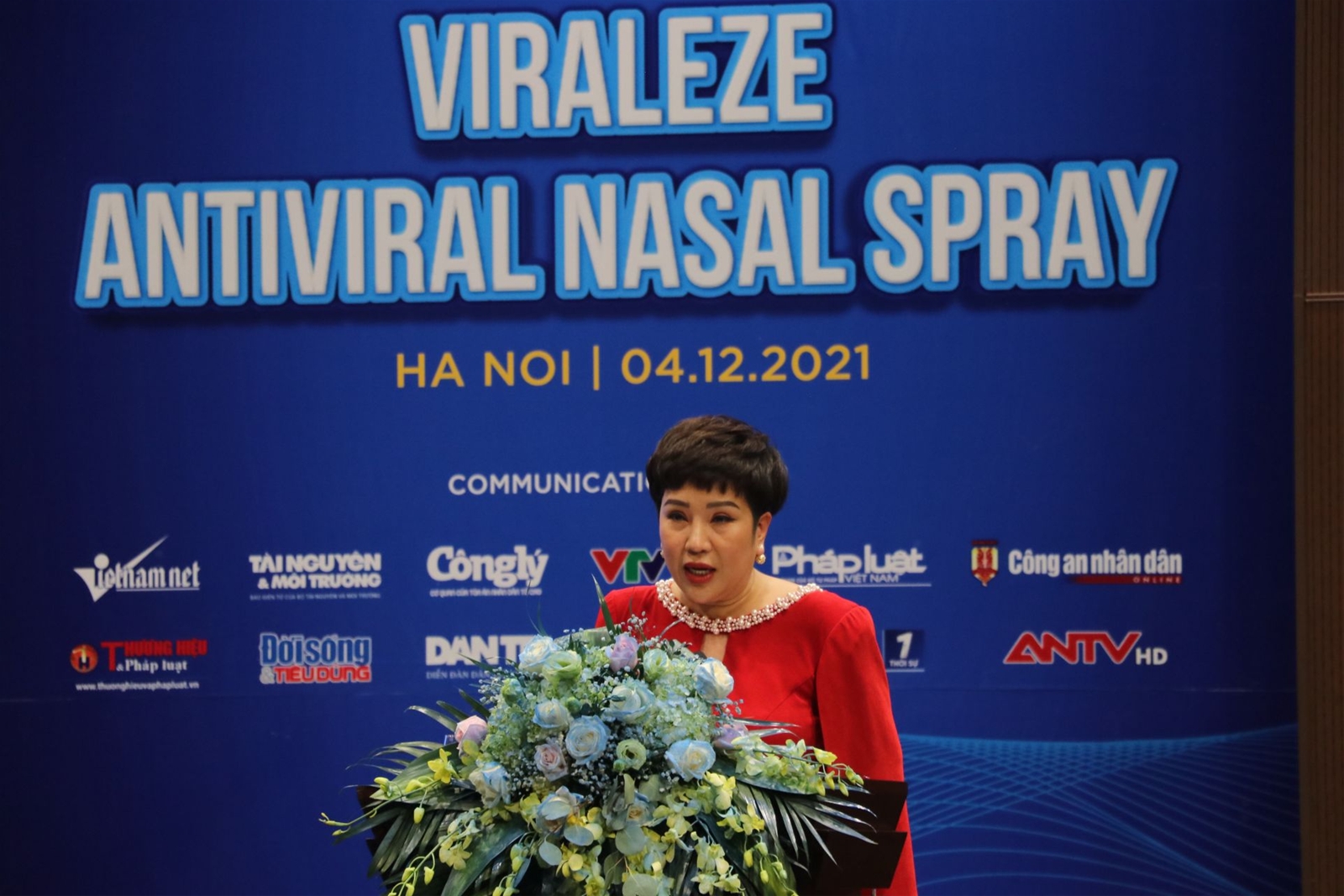 Họp báo ra mắt Bình xịt mũi kháng virus Viraleze- Tác dụng phòng chống Covid-19