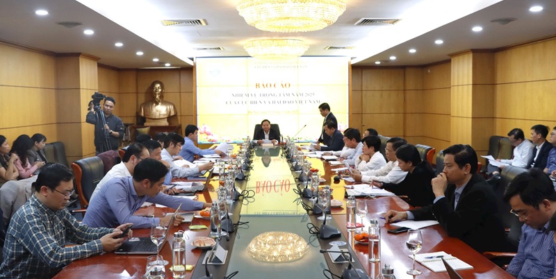 Tập trung nghiên cứu sửa đổi Luật Tài nguyên, môi trường biển và hải đảo
