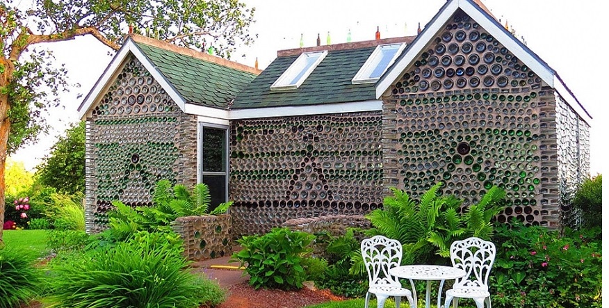 Chiêm ngưỡng những ngôi nhà bằng nhựa