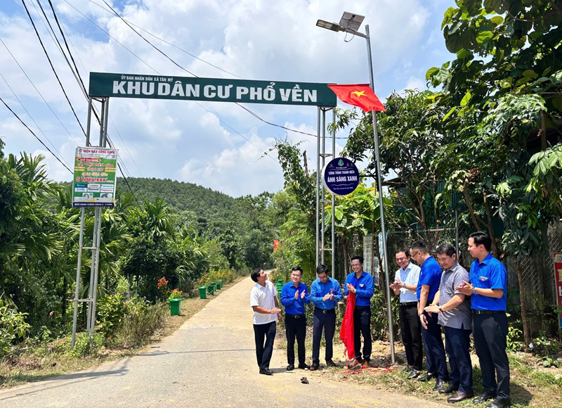 Đoàn Thanh niên Bộ NN-MT ra quân vì vùng cao phát triển bền vững