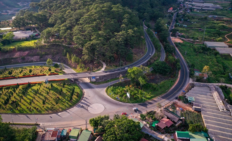 UBND tỉnh Lâm Đồng ký kết hợp đồng xây dựng cao tốc Bảo Lộc - Liên Khương