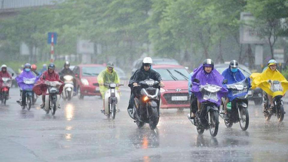 Thời tiết ngày 15/6: Miền Bắc tiếp tục mưa dông, miền Nam nắng nóng