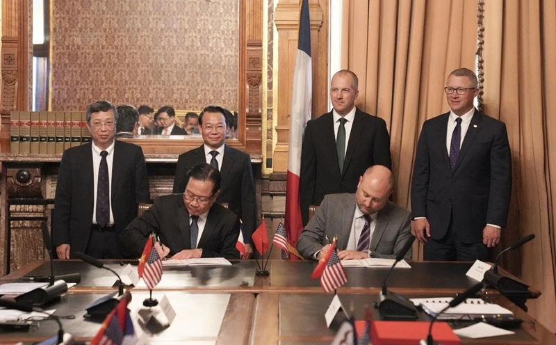 Việt Nam - Iowa ký loạt thỏa thuận trị giá 800 triệu USD về hợp tác nông nghiệp