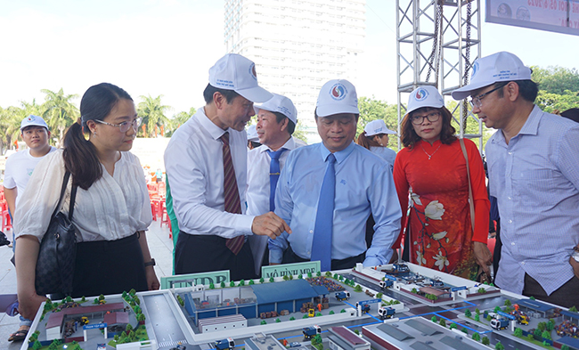 Bình Định mít tinh hưởng ứng Ngày Môi trường thế giới