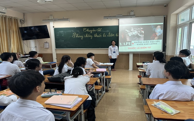 Học sinh Trường Trung học cơ sở - Trung học phổ thông Trần Quốc Tuấn: Nói không với thuốc lá điện tử