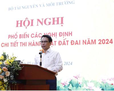 Bài 2: Điều chỉnh Bảng giá đất là đúng và kịp thời
