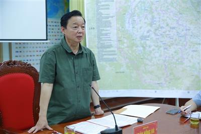 Chạy đua thời gian tiếp cận các khu vực còn bị cô lập, chia cắt vì lũ quét, sạt lở đất