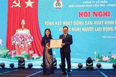 Công ty CP Kinh doanh Than Cẩm Phả - Vinacomin: Phấn đấu hoàn thành xuất sắc nhiệm vụ năm 2024