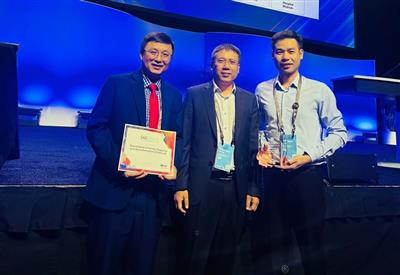 Cục Đo đạc, Bản đồ và Thông tin địa lý Việt Nam được vinh danh và nhận Giải thưởng Thành tựu đặc biệt về GIS