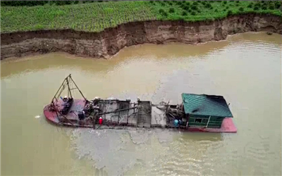 Đắk Nông: Sông Krông Nô thất thủ, người dân kêu cứu vì nguy cơ mất đất rẫy do nạn hút cát hoành hành