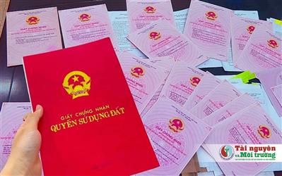Điều kiện sang tên 'sổ đỏ' theo Luật Đất đai 2024