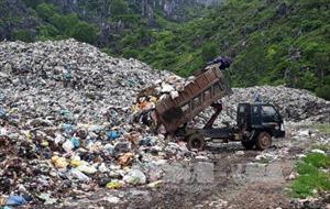 Hà Nội: Bãi rác Xuân Sơn tiếp nhận rác trở lại