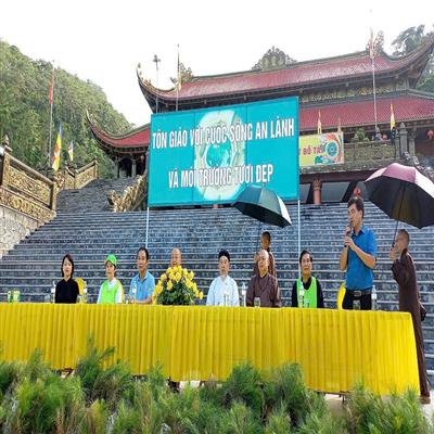 Hành trình thứ 34: 2.000 cây thông và cuộc hội ngộ giữa đạo - đời trên đỉnh Vân Sơn - Tam Đảo