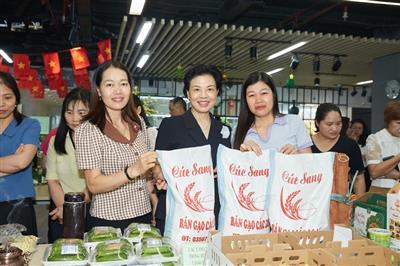 Hội thảo xúc tiến hàng hóa nông sản, thực phẩm sang Thái Lan: Khởi động chương trình READY2THAI - Bệ phóng thương hiệu Việt tại Thái Lan trong kỷ nguyên hội nhập mới