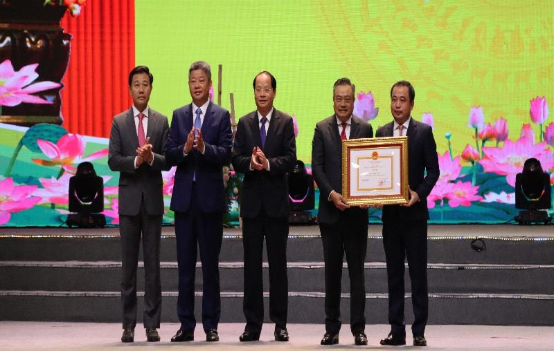 Hà Nội hoàn thành xây dựng nông thôn mới, đón nhận Huân chương Lao động hạng Nhất