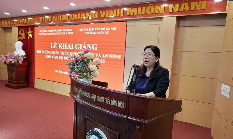 Khai giảng lớp bồi dưỡng quốc phòng, an ninh cho cán bộ nông nghiệp, môi trường