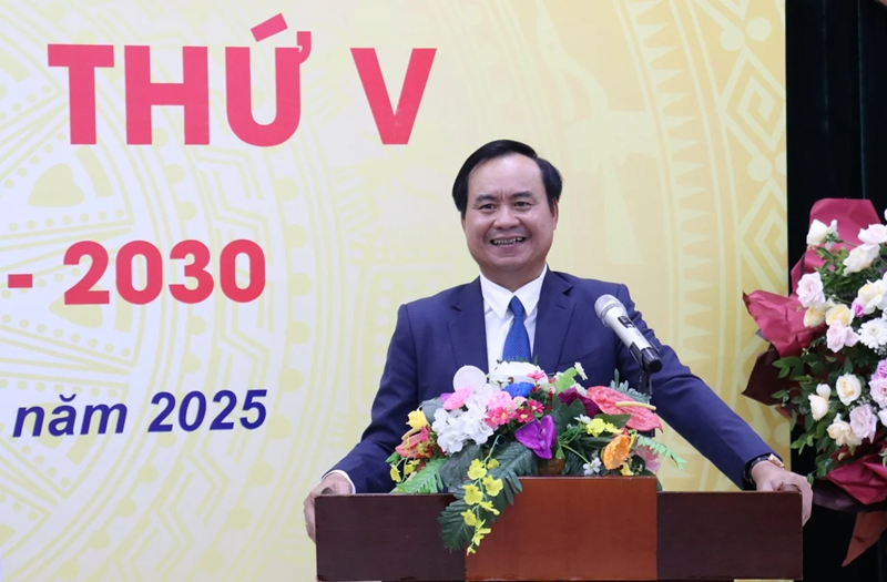 Nghiên cứu công nghệ mũi nhọn, phát triển nông nghiệp thông minh