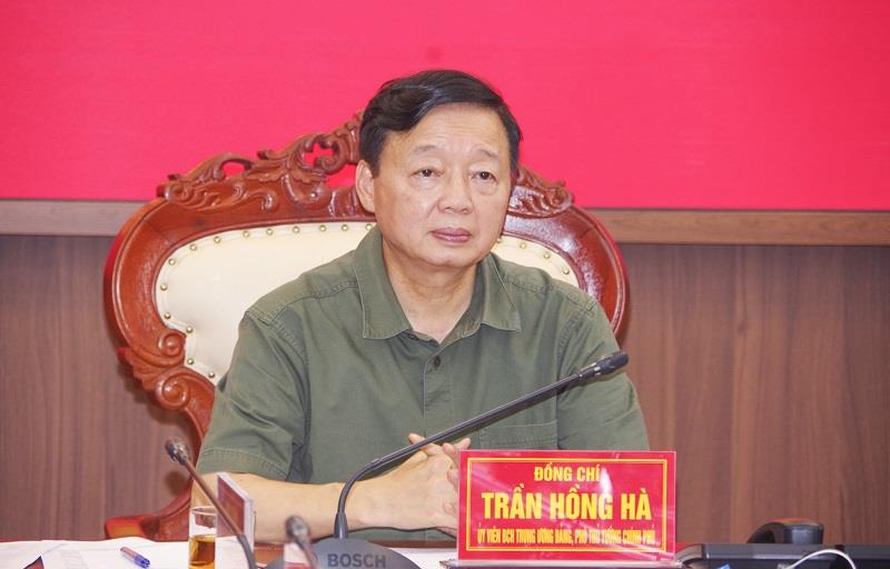 Phó Thủ tướng Trần Hồng Hà: Tuyệt đối không chủ quan trong ứng phó bão số 10
