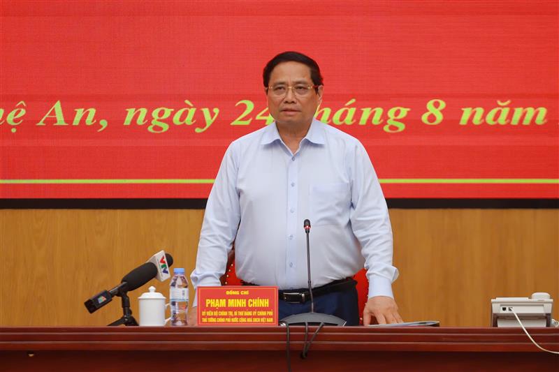 Thủ tướng Chính phủ Phạm Minh Chính trực tiếp chỉ đạo ứng phó bão số 5