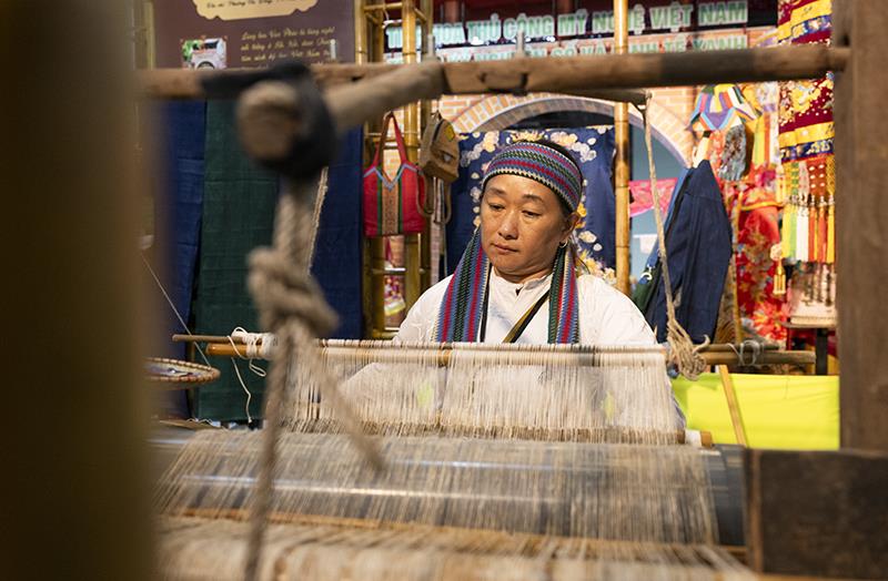 Tinh hoa thủ công mỹ nghệ trong kỷ nguyên số và kinh tế xanh