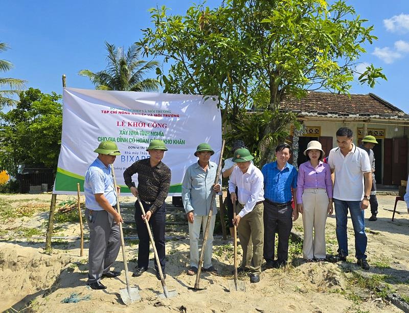 Từ mái nhà đến bồn nước: Lan tỏa yêu thương đến người dân khó khăn vùng biển Quảng Bình