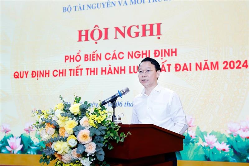 Xây dựng pháp luật là nhiệm vụ trọng tâm hàng đầu