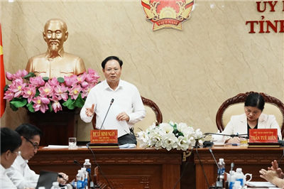 Mỗi cán bộ sẽ là một tuyên truyền viên về Luật Đất đai