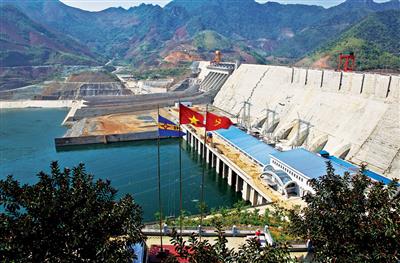 Nâng cao kiến thức pháp luật tài nguyên nước trong lĩnh vực thủy điện, nhiệt điện