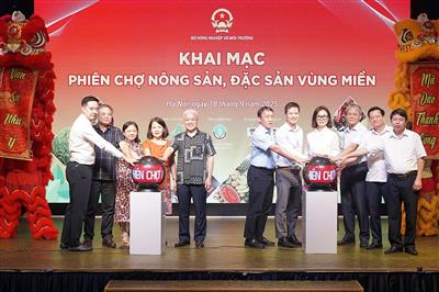 Khai mạc Phiên chợ nông sản, đặc sản vùng miền năm 2025