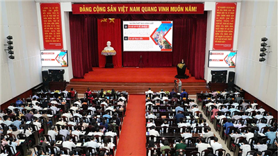 Quản lý, khai thác, sử dụng bền vững các nguồn tài nguyên