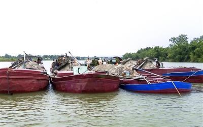 Quản lý tài nguyên khoáng sản tại Hà Tĩnh: Thực trạng và giải pháp tháo gỡ từ thực tiễn, chính sách
