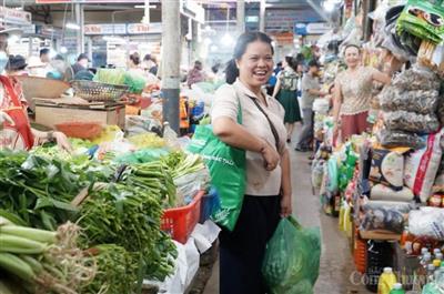 Tiểu thương Đà Nẵng chống rác thải nhựa