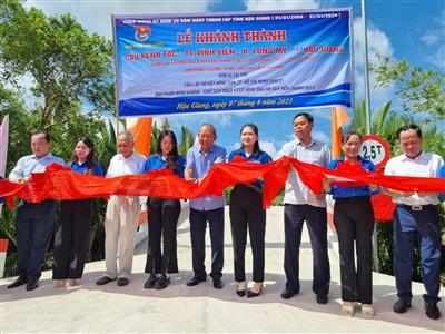 Câu lạc bộ Bất động sản TP. Hồ Chí Minh khánh thành 2 cây cầu dân sinh tại huyện Long Mỹ, Hậu Giang