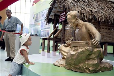 Tuyên Quang - Cội nguồn cách mạng, vững bước tương lai
