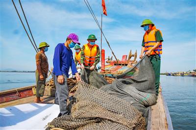 Ứng dụng dữ liệu lớn trong đánh giá nguồn lợi, dự báo ngư trường và quản lý nghề cá