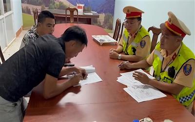 Xây dựng văn hoá giao thông - Không thể dung túng cho những vi phạm nghiêm trọng