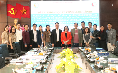 Nghiên cứu xây dựng mô hình truyền thông chính sách và pháp luật về tài nguyên và môi trường cho người dân vùng bãi ngang, ven biển và hải đảo