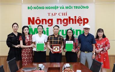 Viện Nghiên cứu Phát triển Nữ Doanh nhân Quốc tế (IWEDI) tới thăm và làm việc với Tạp chí Nông nghiệp và Môi trường