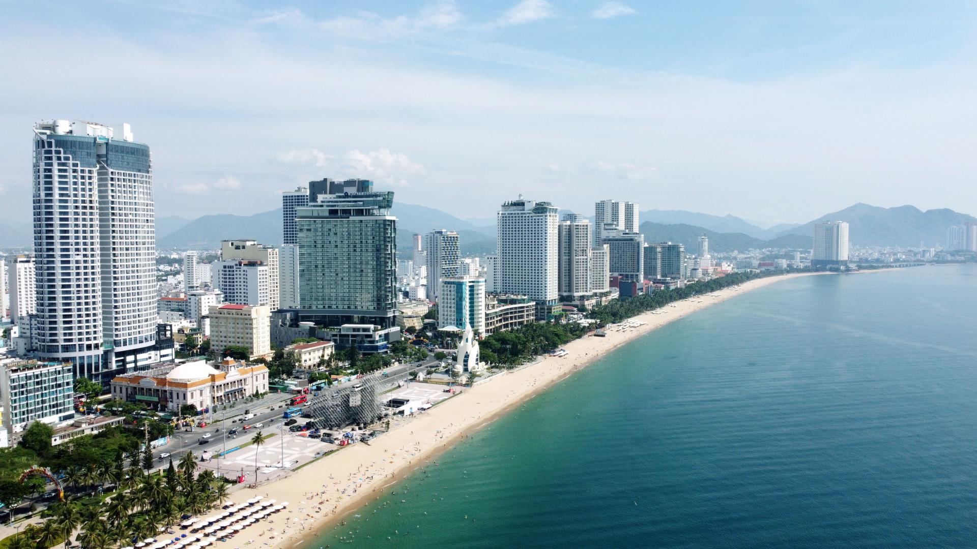 Khánh Hòa định hình cực tăng trưởng mới và phát triển xanh
